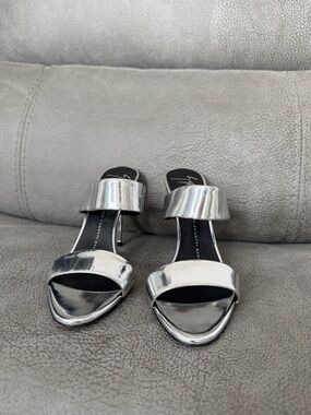 Giuseppe Zanotti Metallic Silver Two-Band Slide Heels